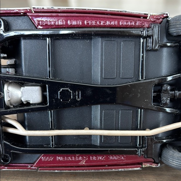 Mercedes-Benz 300 Sc - Picture 11 of 16